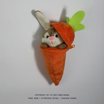 Nudiť im poslať králik skrýva v mrkvu! prívesok